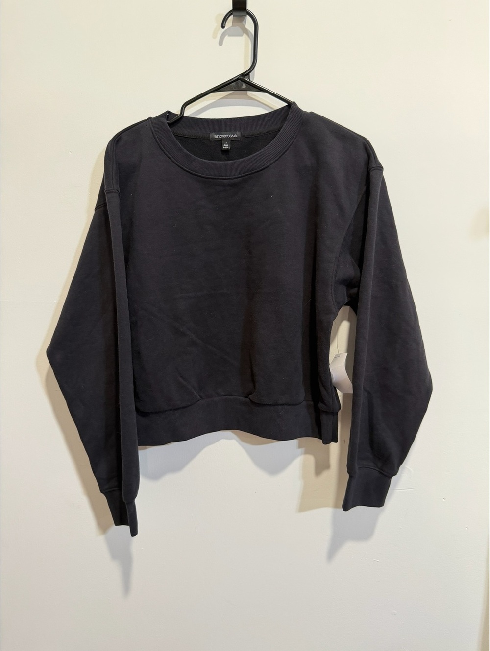 Beyond Yoga Sweater Black Size S